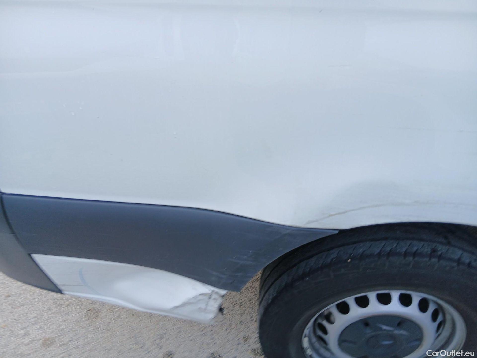  Mercedes  Sprinter MERCEDES-BENZ  / 2018 / 4P / furgón 314 CDI MEDIO 3.5T T. ALTO #59