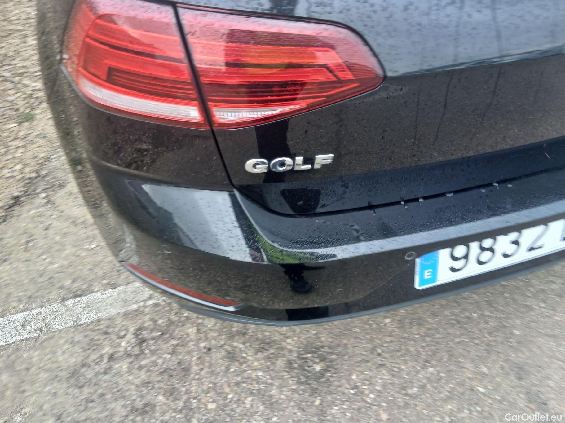  Volkswagen  Golf  VOLKSWAGEN / 2016 / 5P / berlina con portón Last Edition 1.6 TDI 85kW (115CV) #14