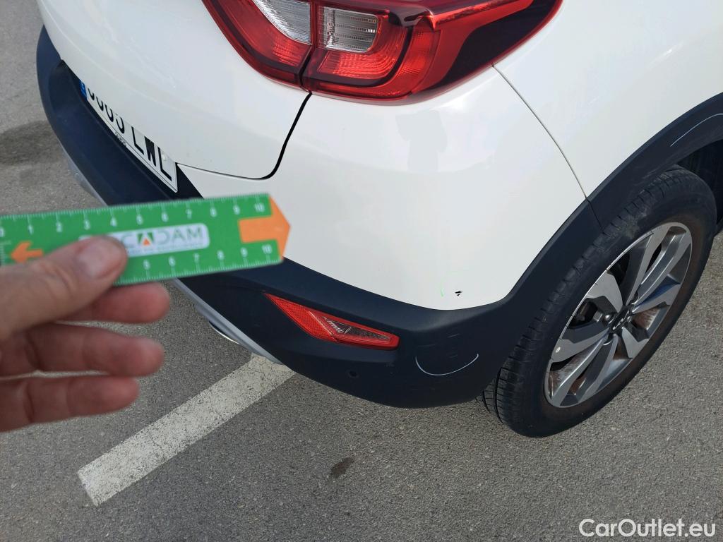  KIA  STONIC KIA  / 2017 / 5P / todoterreno 1.0 T-GDi 88kW (120CV) MHEV iMT Drive #26