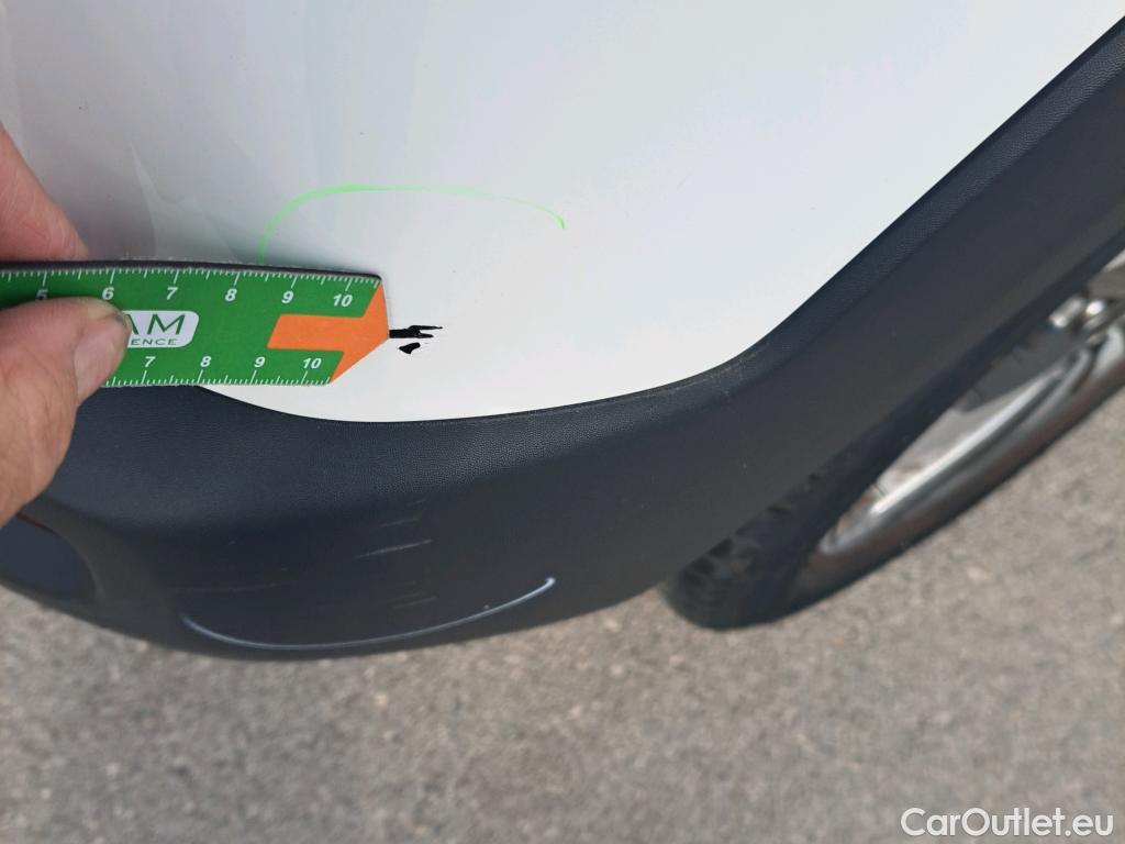  KIA  STONIC KIA  / 2017 / 5P / todoterreno 1.0 T-GDi 88kW (120CV) MHEV iMT Drive #27