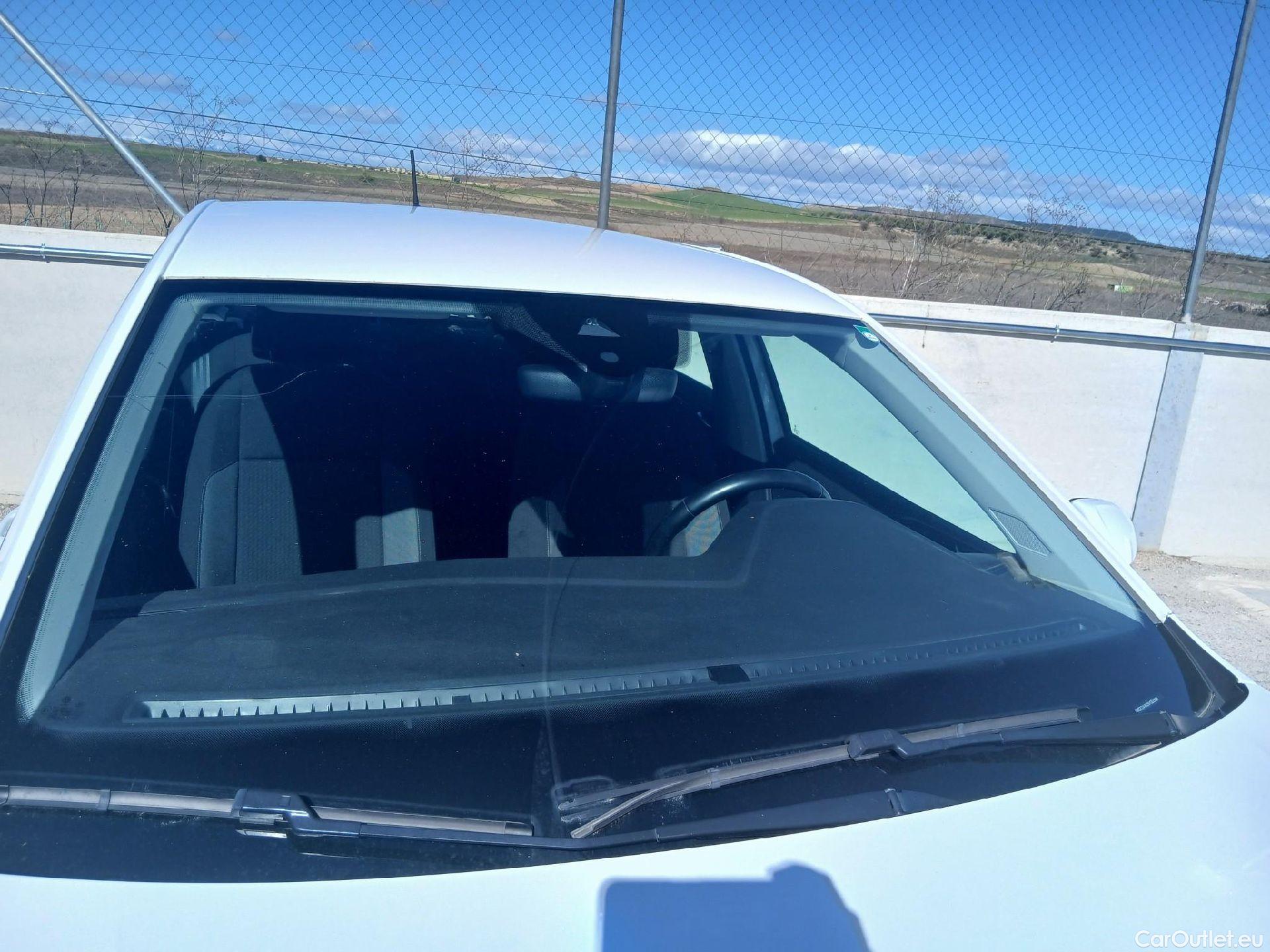  Volkswagen  Polo VOLKSWAGEN  / 2021 / 5P / berlina con portón Life 1.0 TSI 70kW (95CV) #18