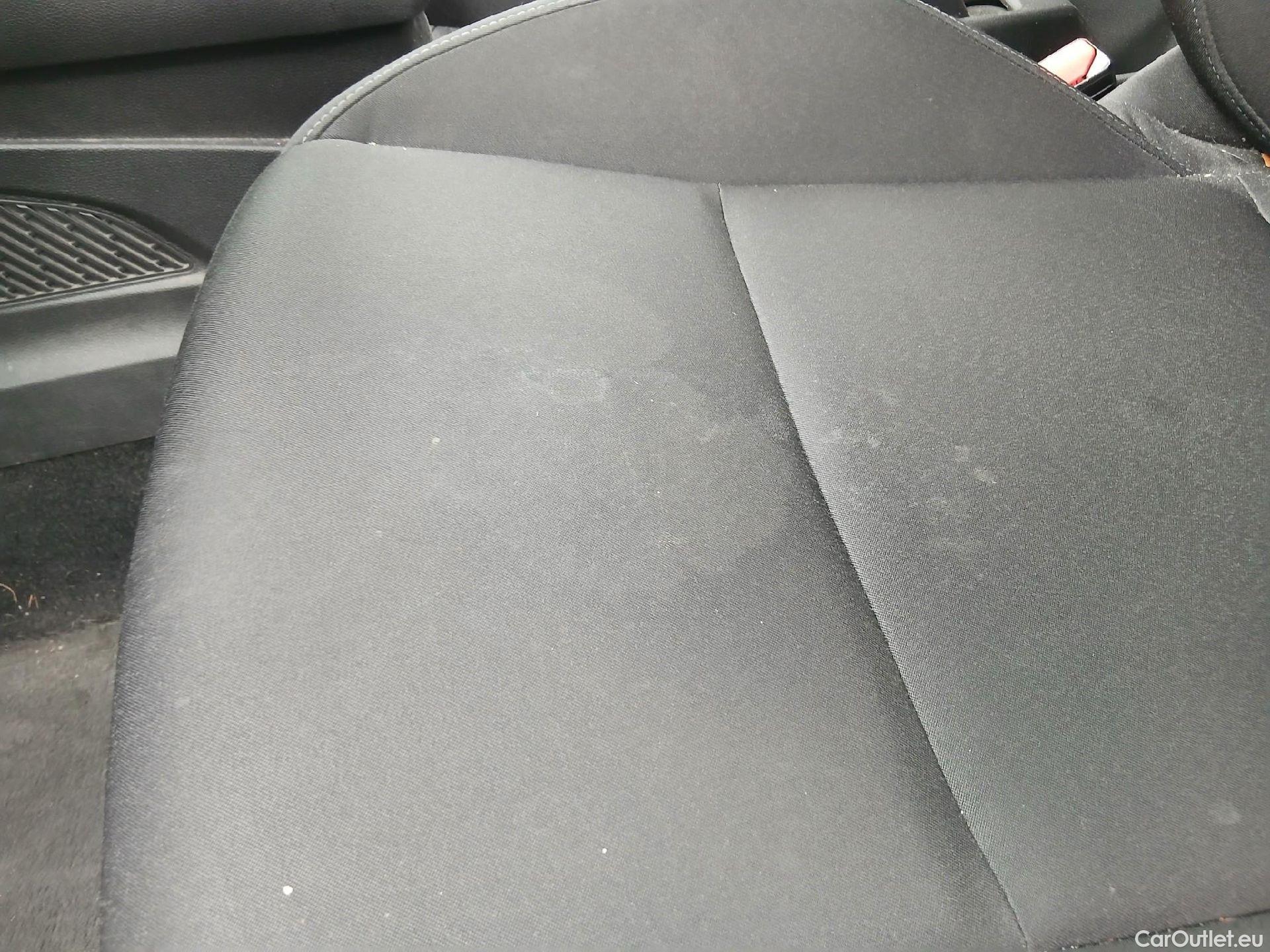  Renault  Clio RENAULT  / 2019 / 5P / berlina con portón Business TCe 74 kW (100CV) GLP #1