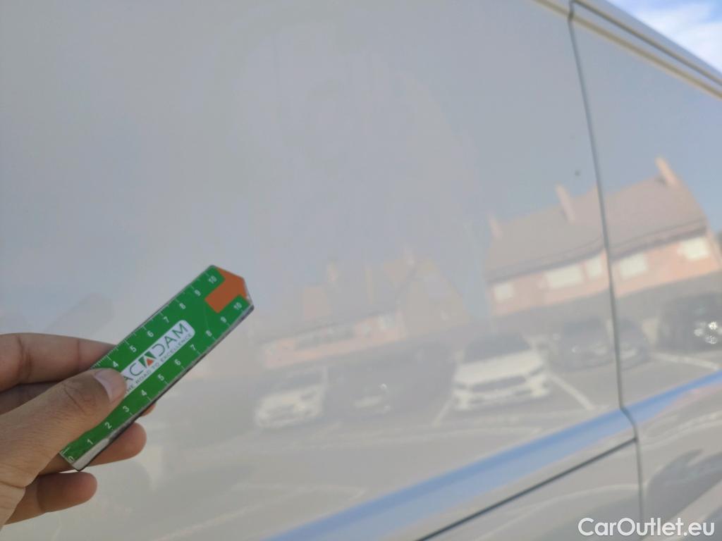  Land Rover  Discovery VOLKSWAGEN Transporter / 2020 / 4P / furgón Furgón Corto TN 2.0 TDI 81kW (110CV) #17