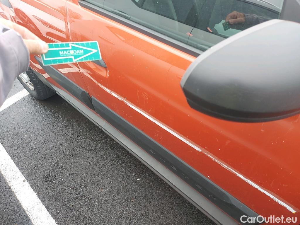  Land Rover  Discovery DACIA Duster / 2018 / 5P / furgón derivado de turismo Essential TCE 74kW(100CV) ECO-G 4X2 (furgón) #7