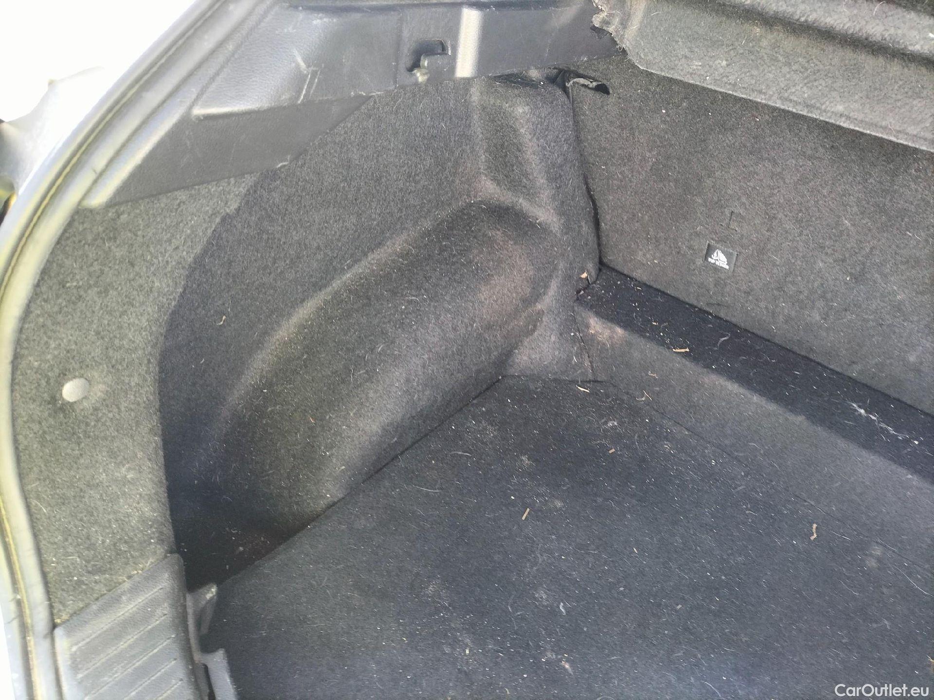  Nissan  Qashqai NISSAN  / 2021 / 5P / todoterreno DIG-T 103kW (140CV) mHEV 4x2 Acenta #29