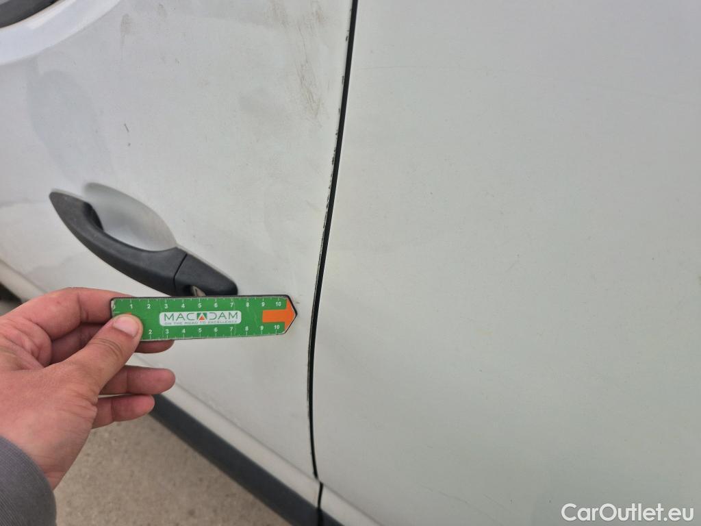  Citroen  Berlingo CITROEN  / 2018 / 3P / furgón derivado de turismo Talla M BlueHDi 100 CONTROL #24