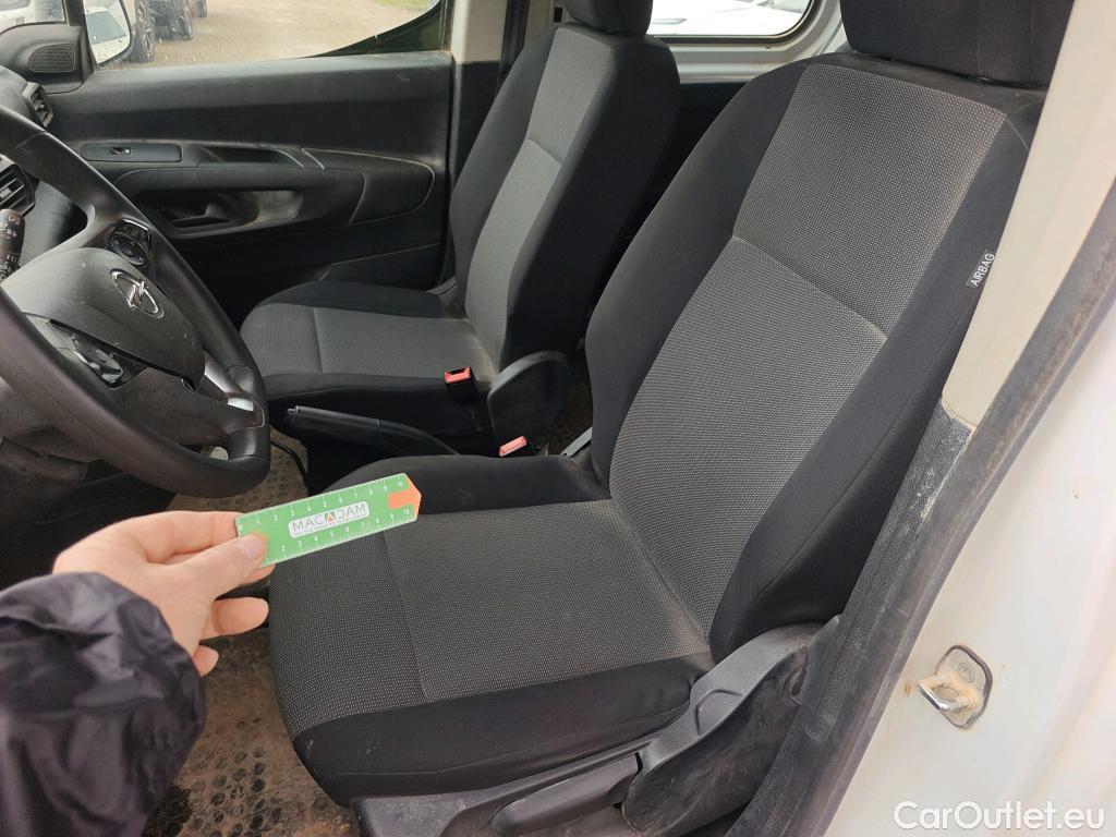  Opel  Combo OPEL  Life / 2018 / 4P / combi 1.5 TD 75kW Business Edition L1 N1 #30