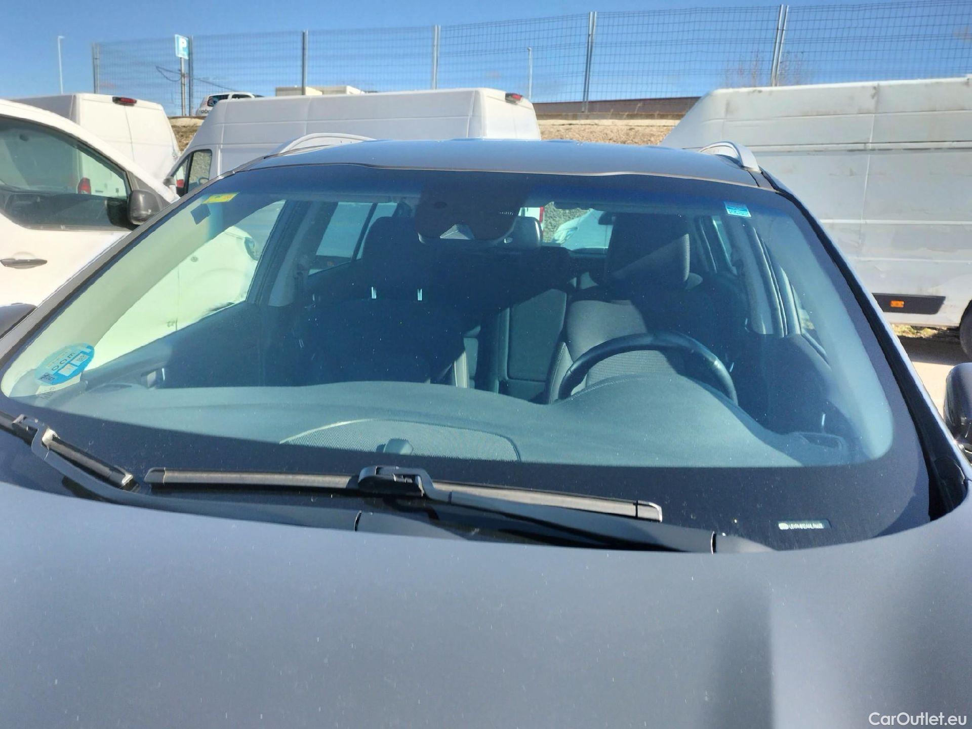  KIA  Sportage KIA  1.6MHEV Drive 100kW(136CV) 4x2(Crist Tintados) #10