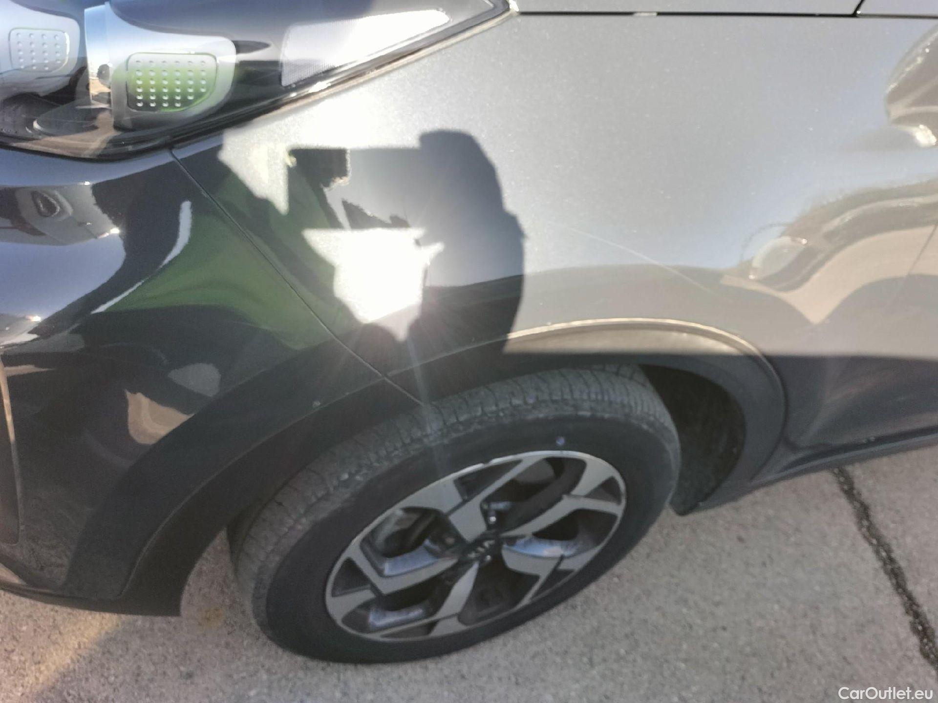  KIA  Sportage KIA  1.6MHEV Drive 100kW(136CV) 4x2(Crist Tintados) #11