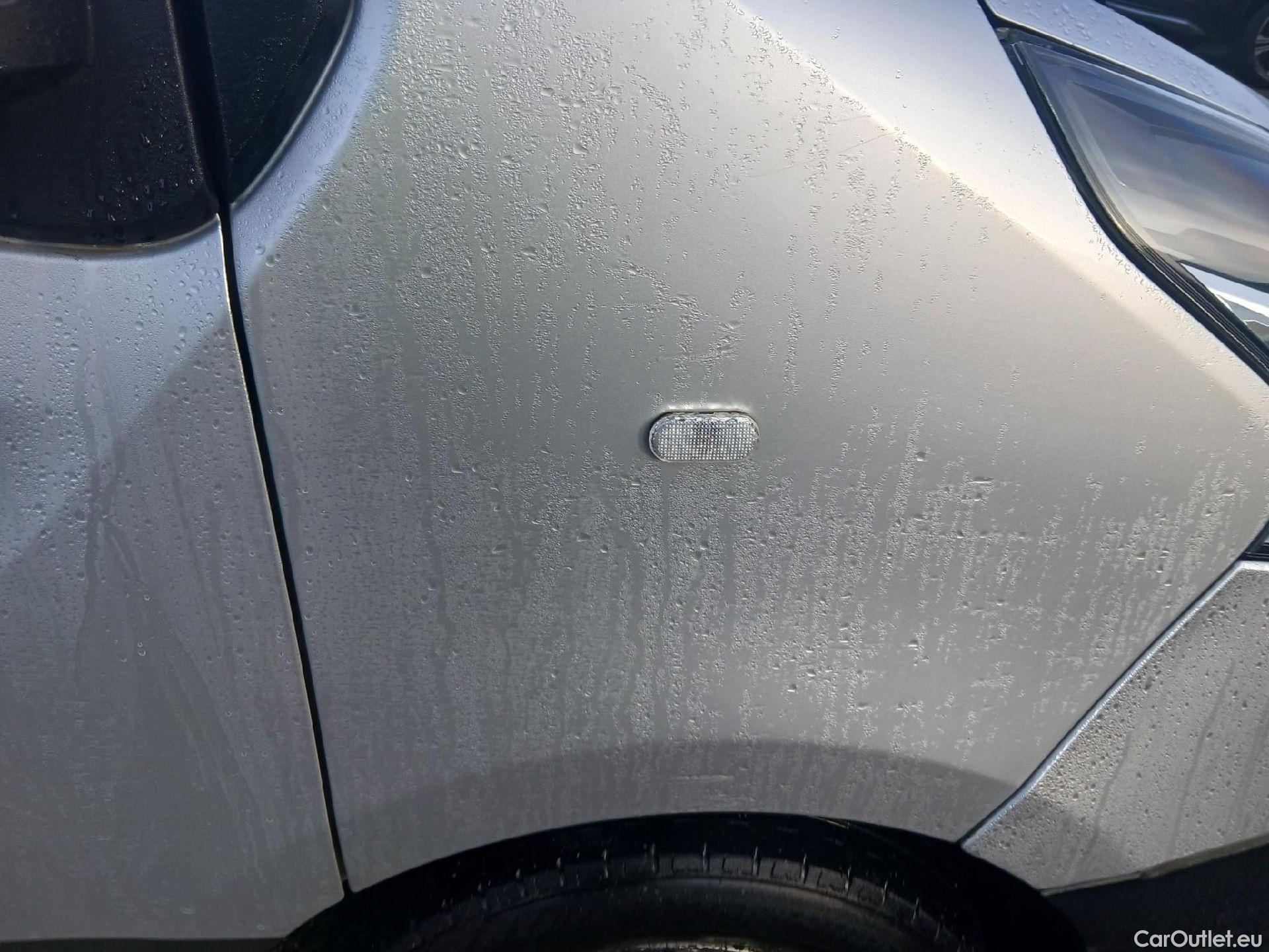  Renault  Trafic RENAULT  / 2019 / 4P / furgón Furgón 27 L1H1 Energy BluedCi 88 kW #53