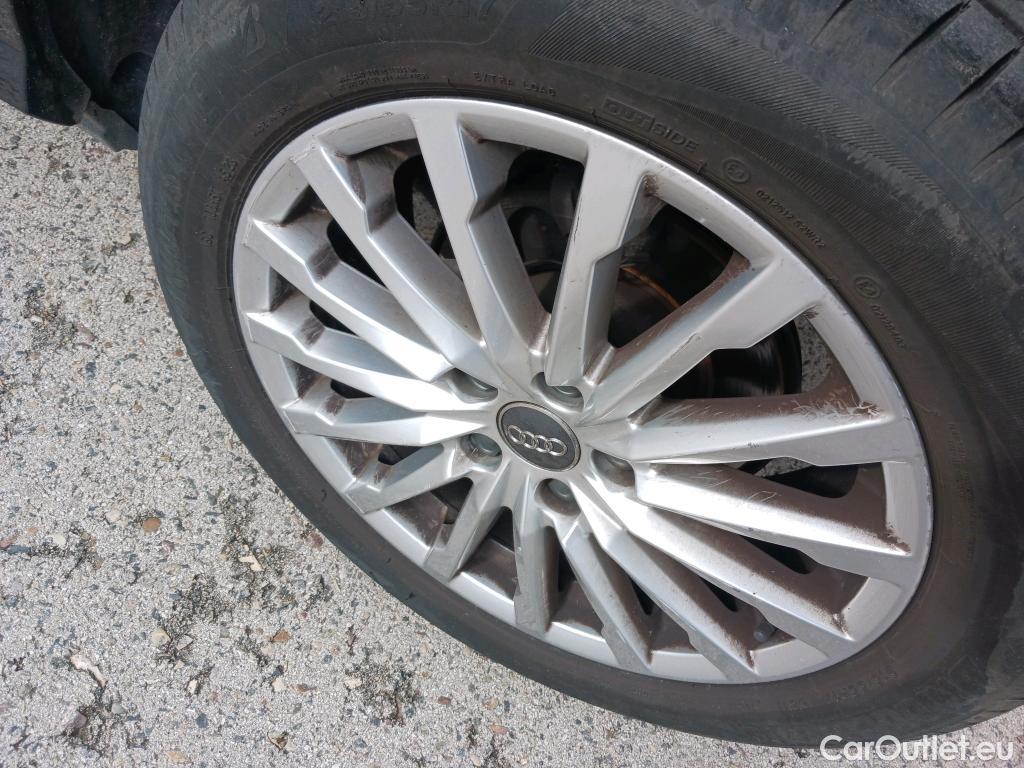  Audi  Q2 AUDI  / 2016 / 5P / todoterreno Design 30 TFSI 85kW (116CV) (AC) #7