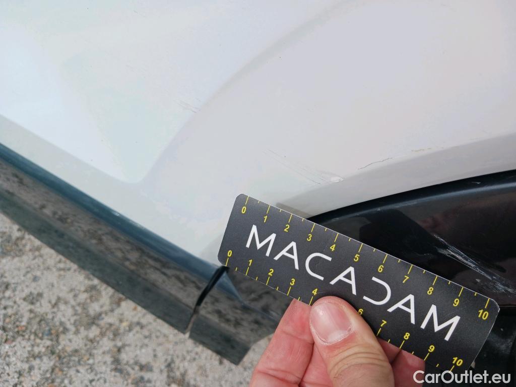  Audi  Q2 AUDI  / 2016 / 5P / todoterreno Design 30 TFSI 85kW (116CV) (AC) #30