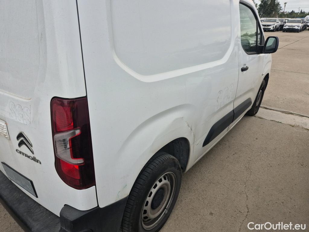  Citroen  Berlingo CITROEN  / 2018 / 3P / furgón derivado de turismo Talla M BlueHDi 100 CONTROL #3
