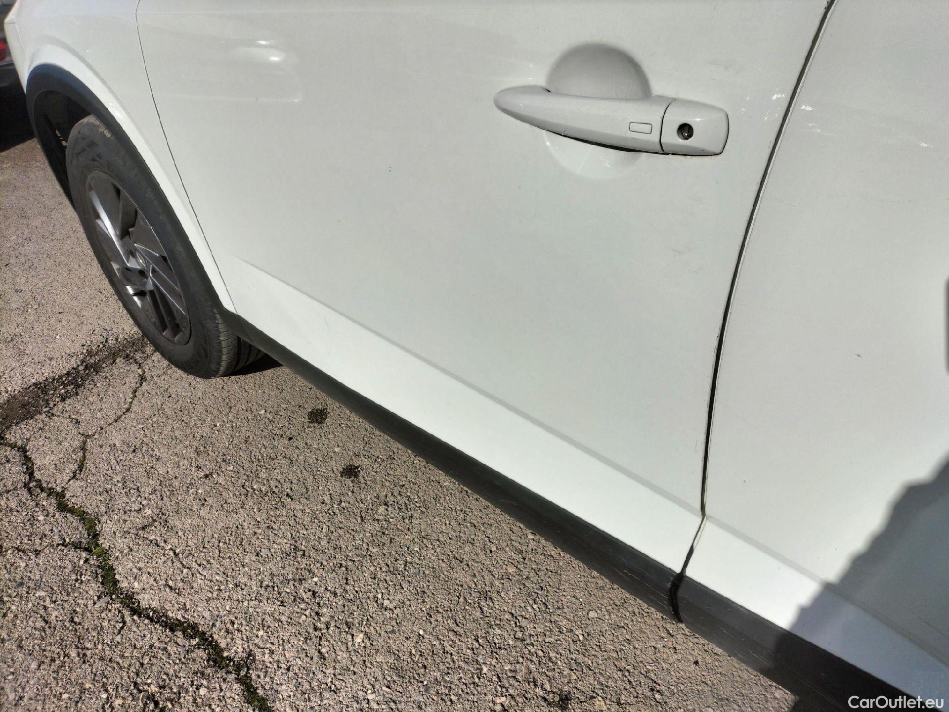  Nissan  Qashqai NISSAN  / 2021 / 5P / todoterreno DIG-T 103kW (140CV) mHEV 4x2 Acenta #16