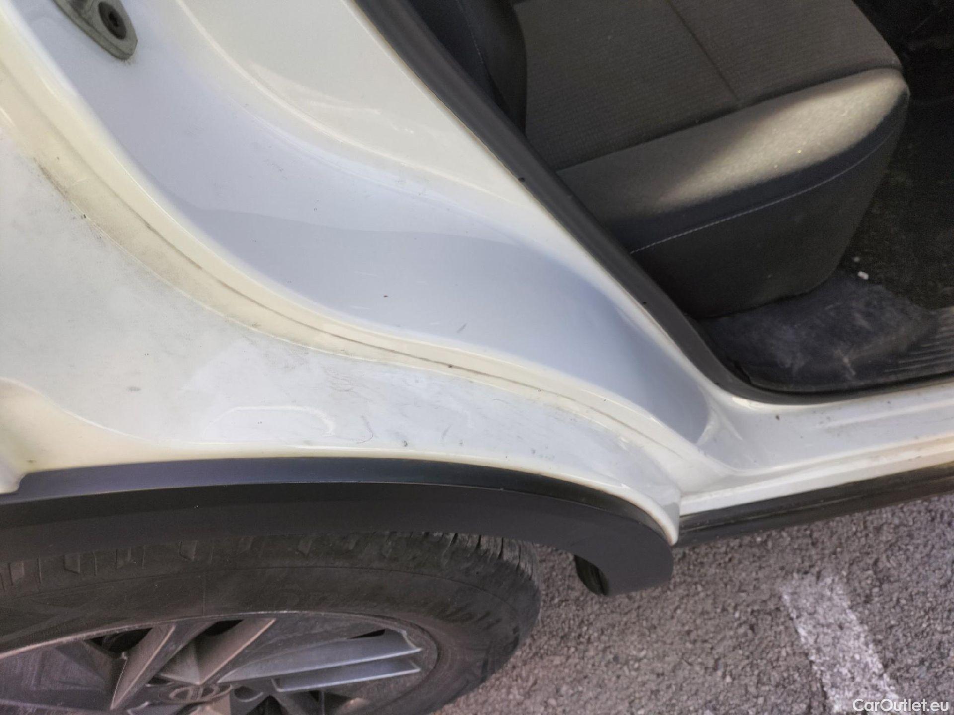  Nissan  Qashqai NISSAN  / 2021 / 5P / todoterreno DIG-T 103kW (140CV) mHEV 4x2 Acenta #57