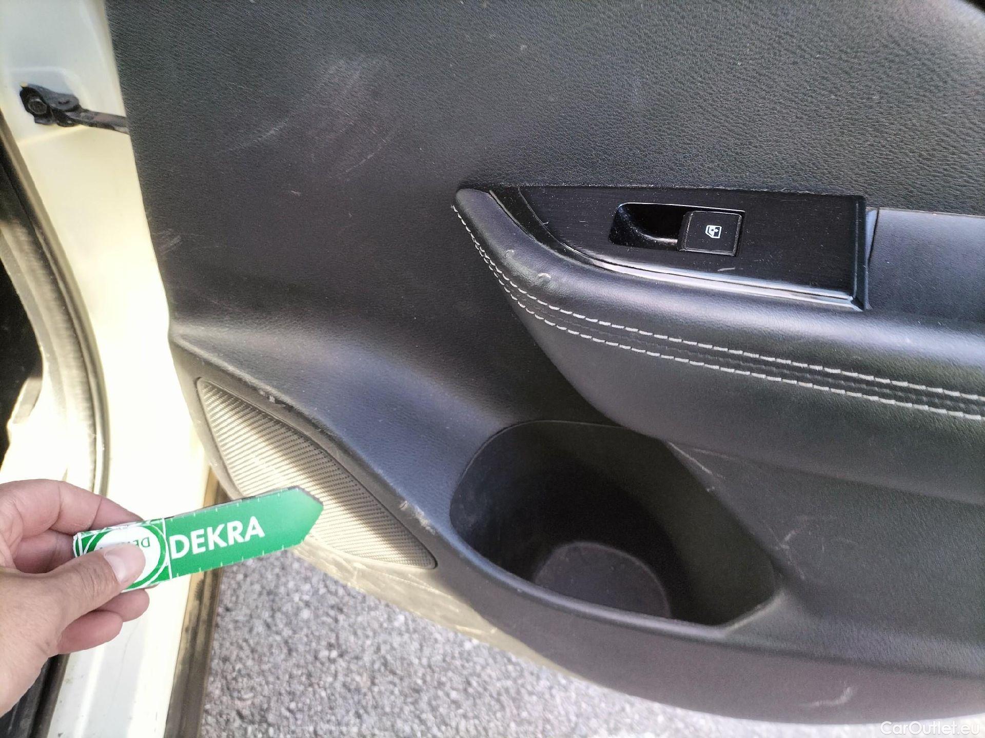  Nissan  Qashqai NISSAN  / 2021 / 5P / todoterreno DIG-T 103kW (140CV) mHEV 4x2 Acenta #58