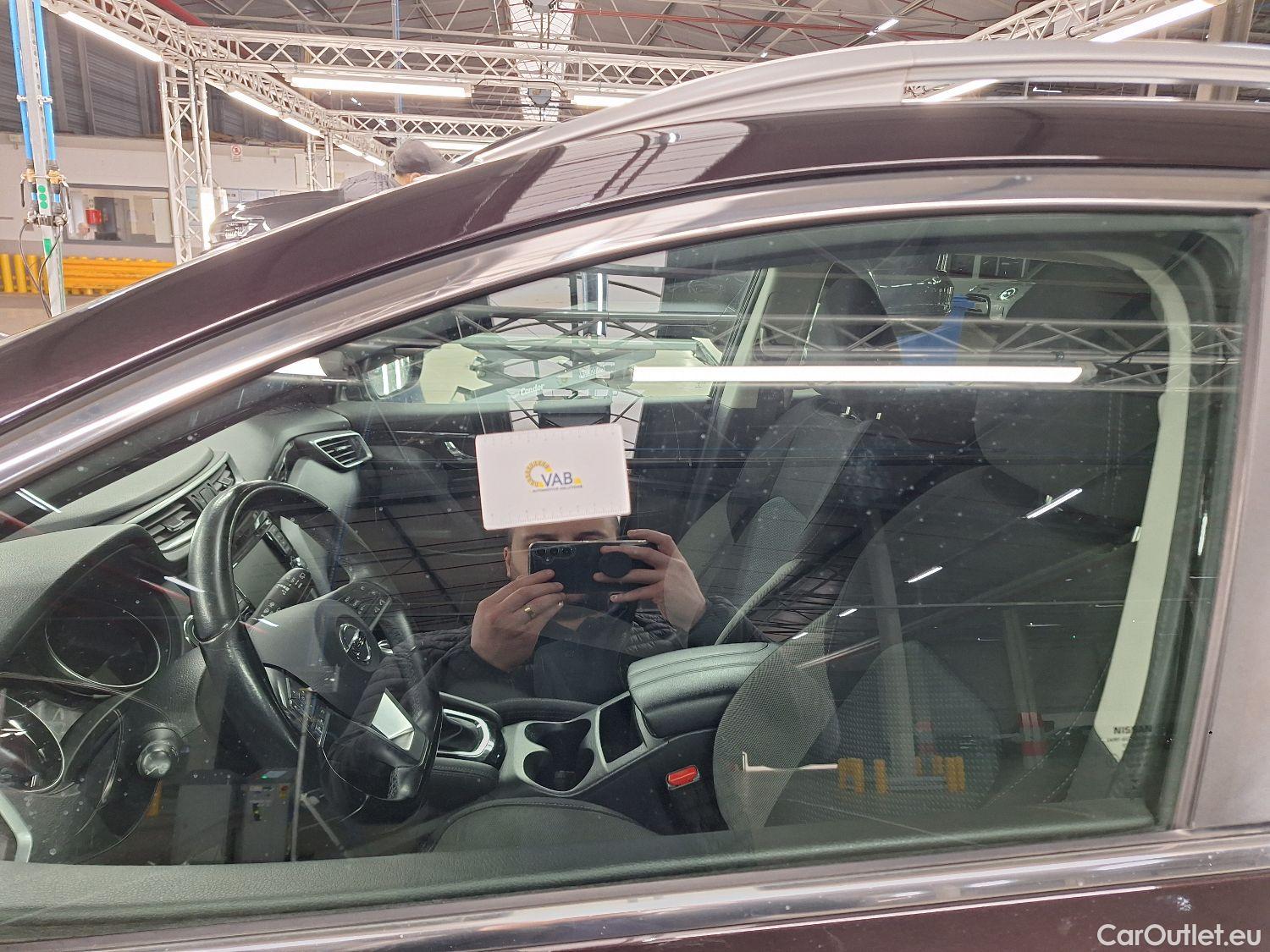  Nissan  Qashqai Nissan,  '17, Nissan  DIG-T 160 EVAPO DCT N-Connecta 5d #59