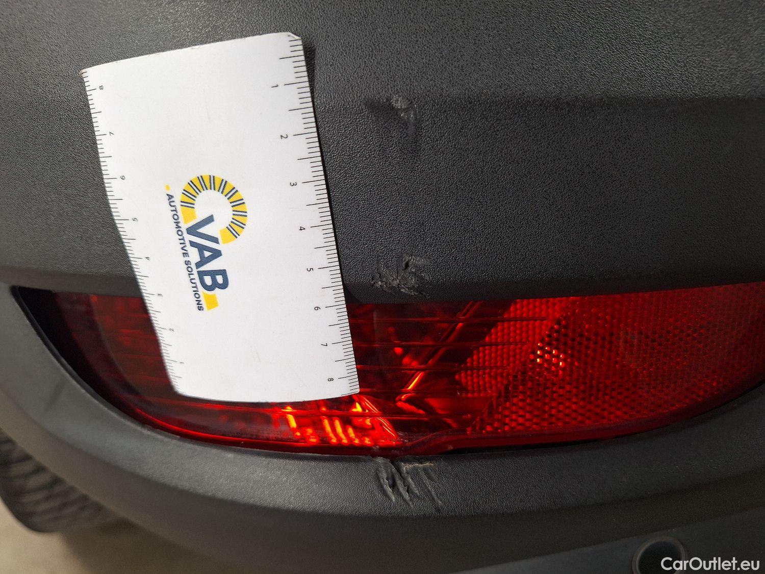  Peugeot  5008 Peugeot,  '16, Peugeot  1.5 BlueHDi 96kW S&S EAT8 GT Line 5d #17