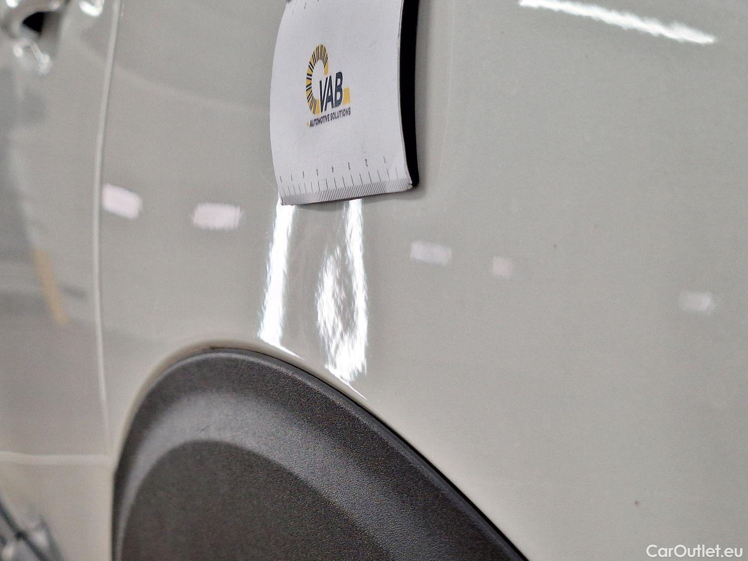  Peugeot  5008 Peugeot,  '16, Peugeot  1.5 BlueHDi 96kW S&S EAT8 GT Line 5d #29