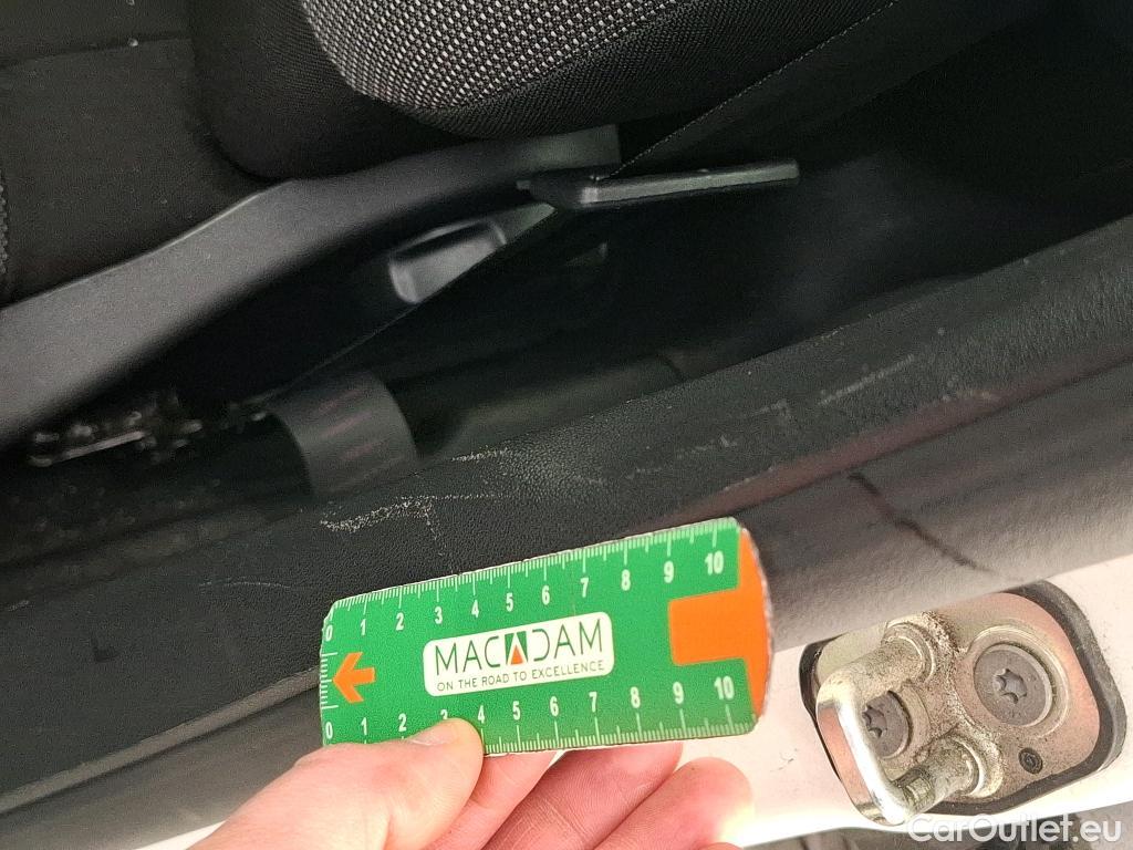  Citroen  C3  Feel Business 1.2 PureTech 80CV BVM5 E6d #6