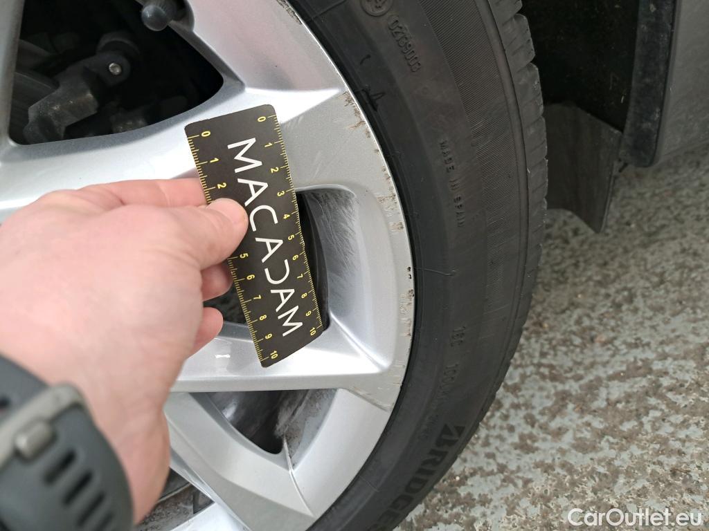  Cupra  Formentor CUPRA  / 2020 / 5P / SUV 1.5 TSI 150ch DSG7 Business Edition CD LOT250 #19