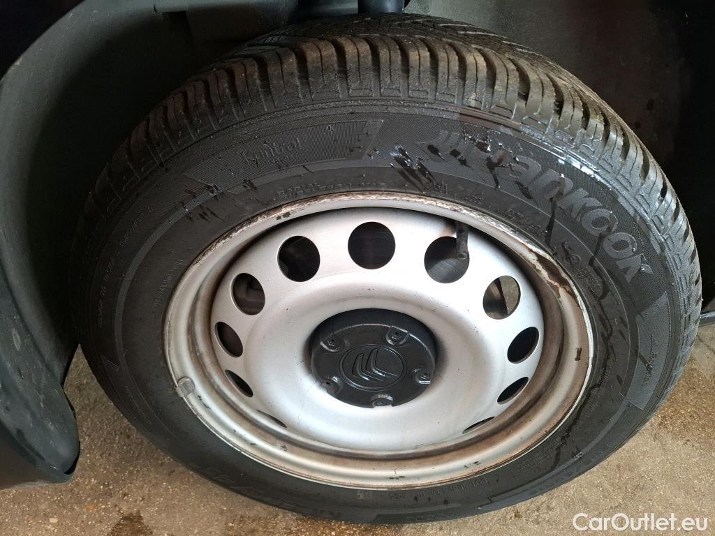  Citroen  Berlingo  Fourgon Club XL 950 1.5 BlueHDi 100CV BVM5 E6dT #8