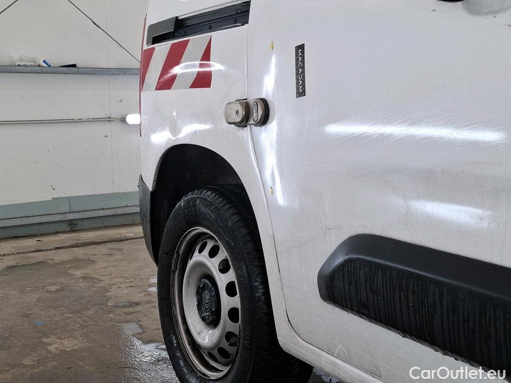  Citroen  Berlingo  Fourgon Worker M 1000 1.2 PureTech 130CV BVA8 E6d #32