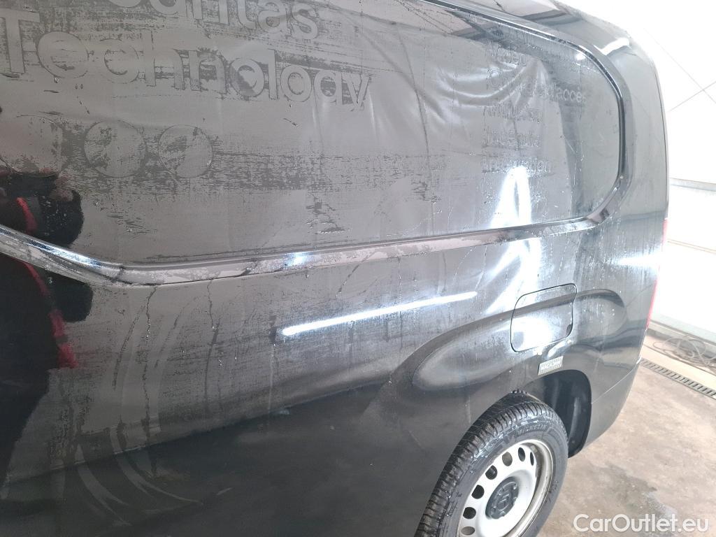  Citroen  Berlingo  Fourgon Club XL 950 1.5 BlueHDi 100CV BVM5 E6dT #1