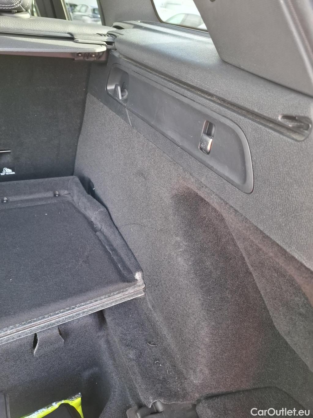  Mercedes  G-Klasee MERCEDES-BENZ GLC / 2019 / 5P / SUV 2.0 GLC 300 E BUSINESS LINE 4MATIC #42