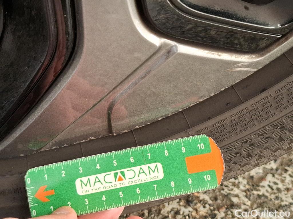  Citroen  C4 CITROEN  X / 2022 / 4P / Berline PureTech 130 S&S EAT8 Feel Pack #13