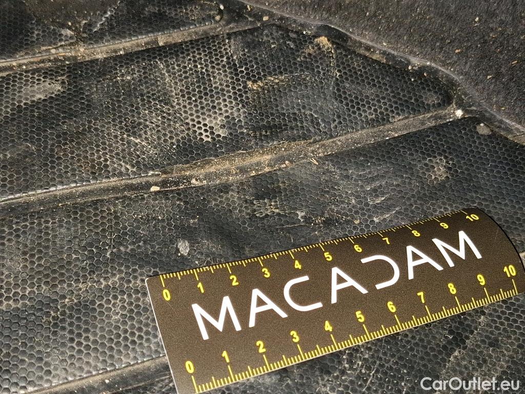  Nissan  Qashqai NISSAN  5p Crossover 1.3 DIG-T 140 Tekna #64