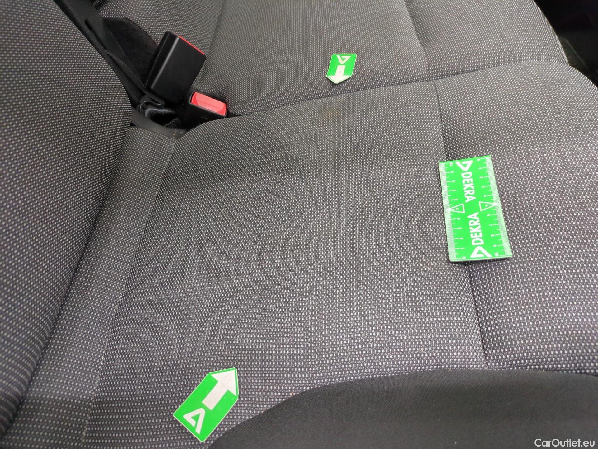  Citroen  Berlingo CITROEN  VU 4p Fourgonnette M 650kg BlueHDi 100 SandS BVM Driver #2