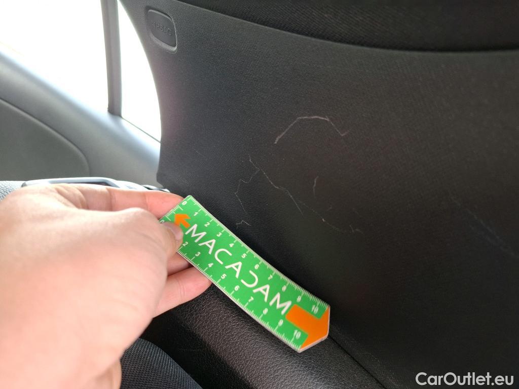  Mercedes  A-Klasse MERCEDES-BENZ Classe A Compact / 2018 / 5P / Berline A 180 Business Line 7G-DCT #4