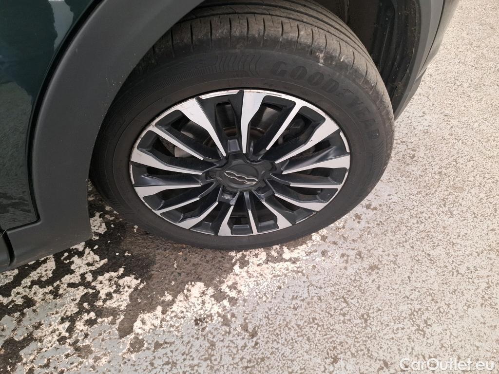  Fiat  500 FIAT X / 2018 / 5P / SUV 1.3 FFly T T4 150ch DCT Cross #19