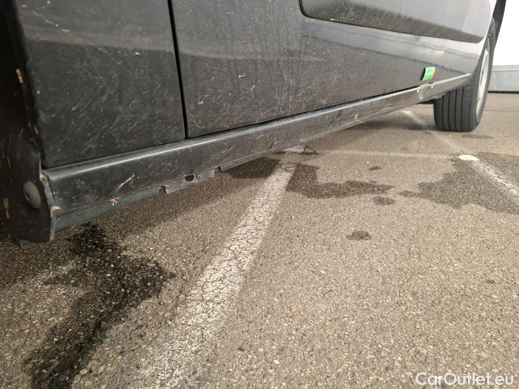  Citroen  Berlingo  Fourgon Club M 1000 1.5 BlueHDi 130CV BVA8 E6dT #23