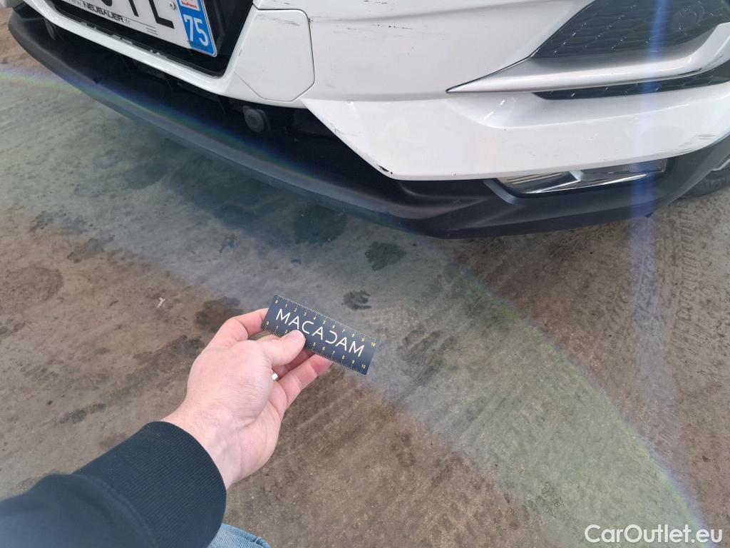  Nissan  Qashqai NISSAN  5p Crossover 1.3 DIG-T 140 Tekna #18