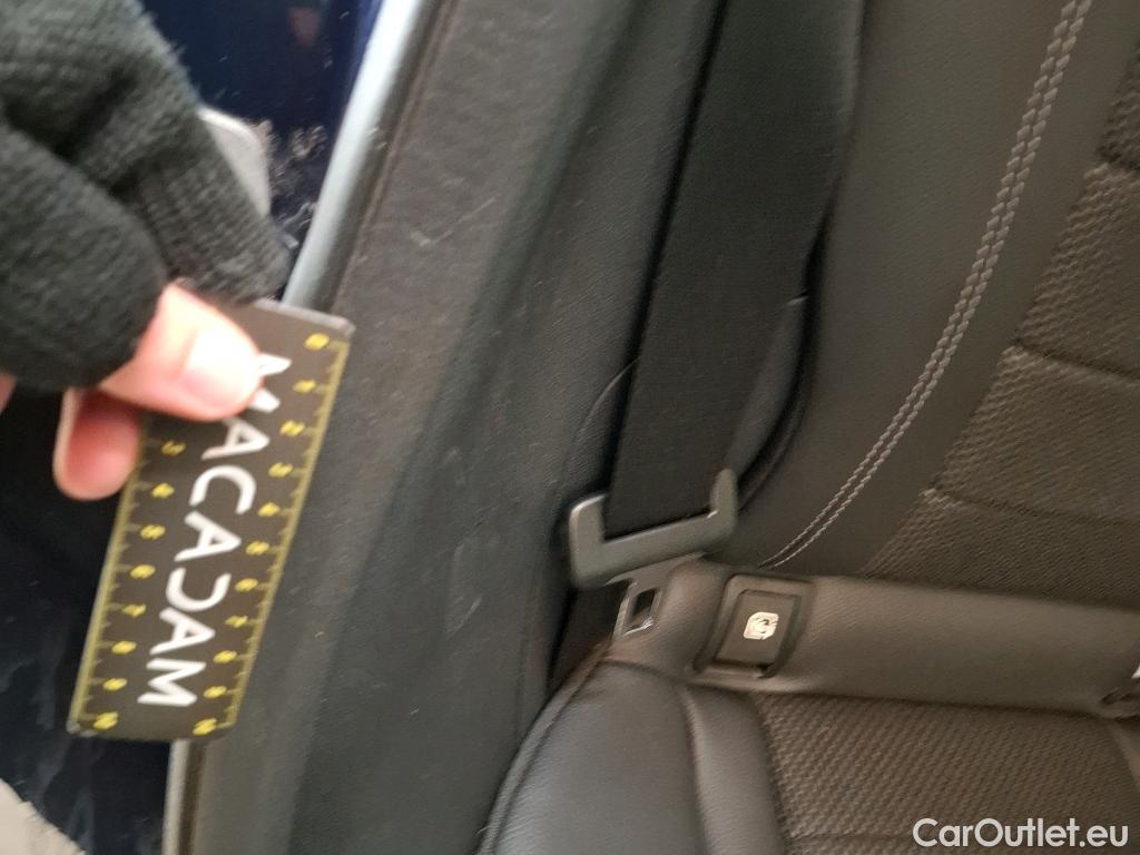  Mercedes  G-Klasee MERCEDES-BENZ GLC / 2019 / 5P / SUV 2.0 GLC 300 E BUSINESS LINE 4MATIC #23