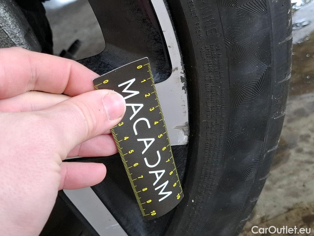  Nissan  Qashqai NISSAN  5p Crossover 1.3 DIG-T 140 Tekna #47