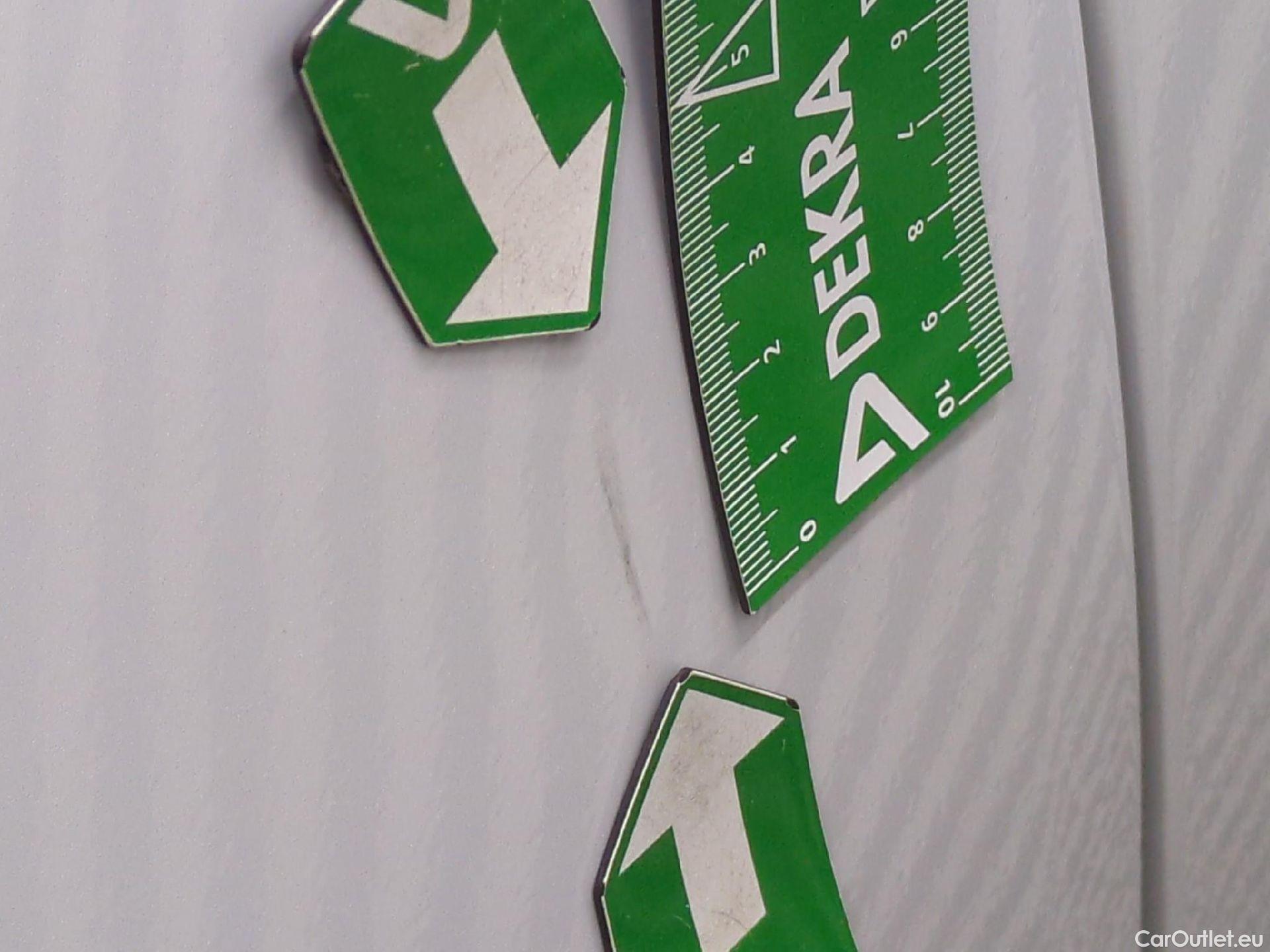  Citroen  Berlingo CITROEN  VU 4p Fourgonnette M 650kg BlueHDi 100 SandS BVM Driver #13