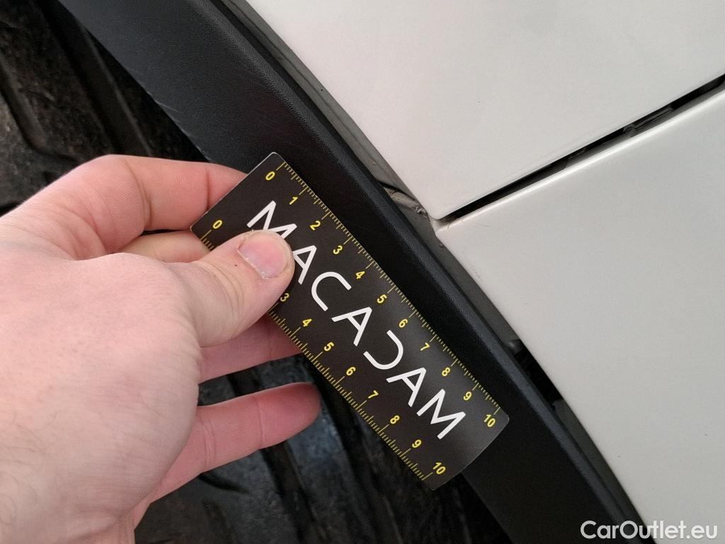  Nissan  Qashqai NISSAN  5p Crossover 1.3 DIG-T 140 Tekna #85