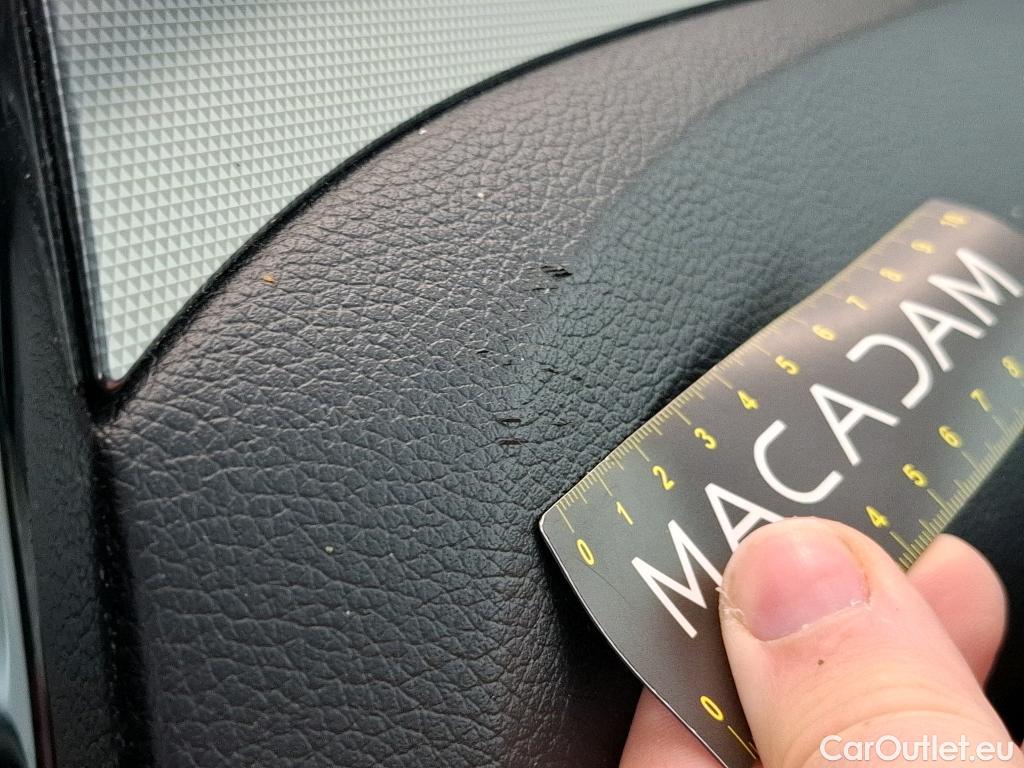  Nissan  Qashqai NISSAN  5p Crossover 1.3 DIG-T 140 Tekna #38