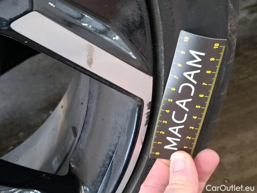  Nissan  Qashqai NISSAN  5p Crossover 1.3 DIG-T 140 Tekna #52