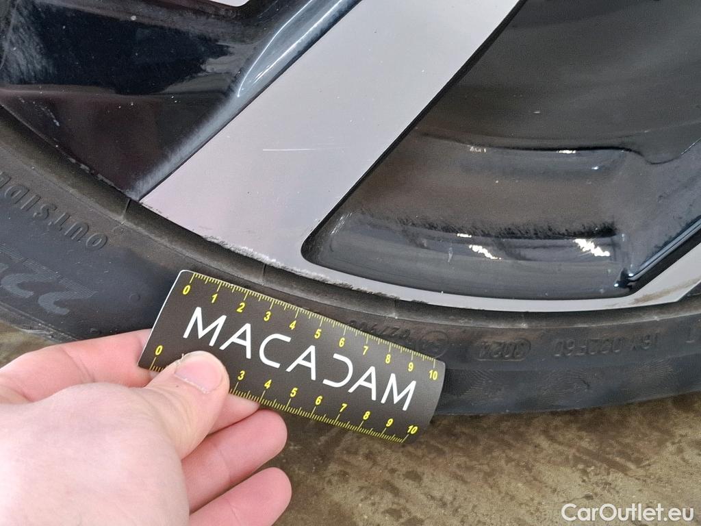  Nissan  Qashqai NISSAN  5p Crossover 1.3 DIG-T 140 Tekna #51