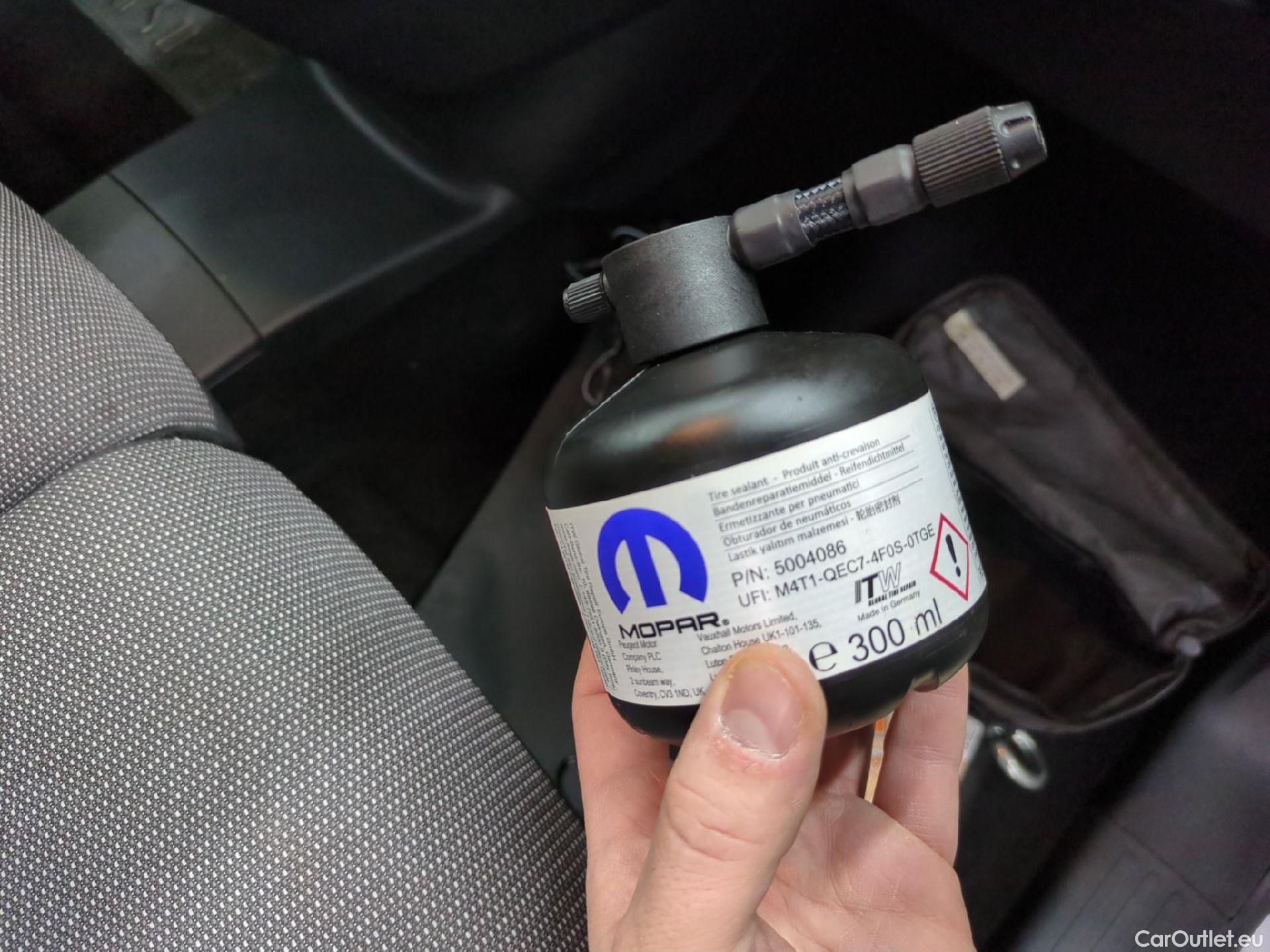  Citroen  Berlingo CITROEN  VU 4p Fourgonnette M 650kg BlueHDi 100 SandS BVM Driver #7