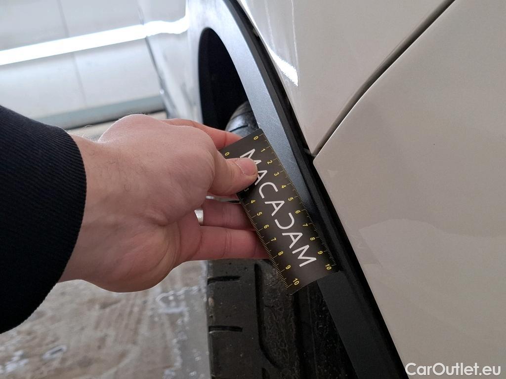  Nissan  Qashqai NISSAN  5p Crossover 1.3 DIG-T 140 Tekna #86