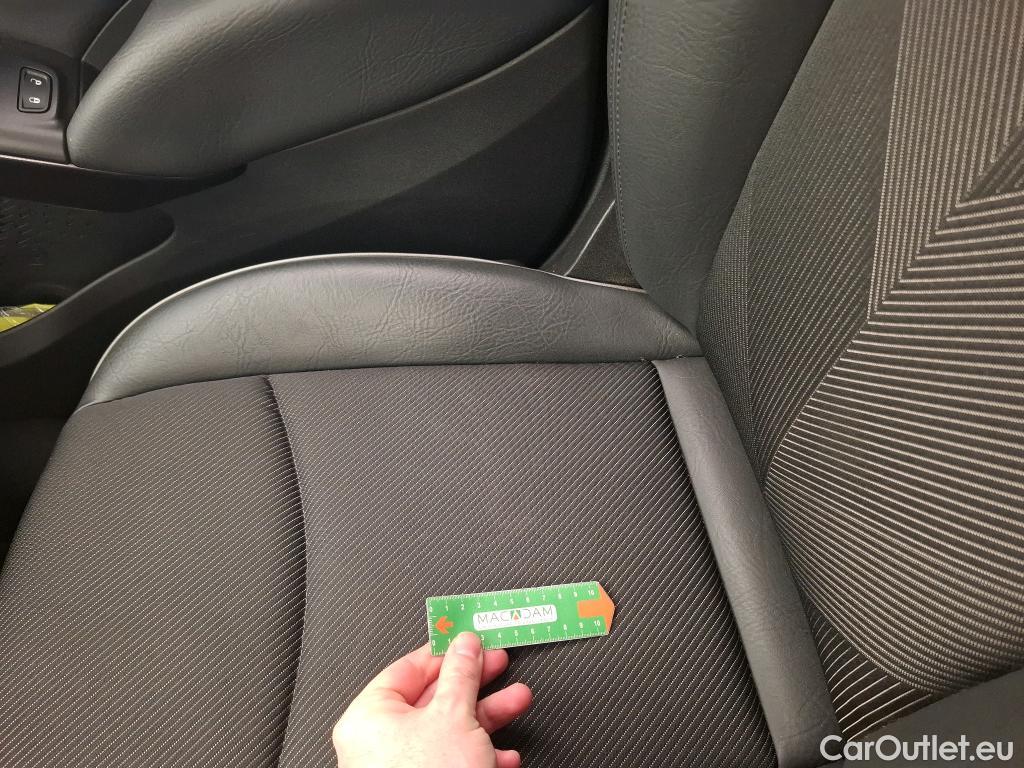  Fiat  500 FIAT X / 2018 / 5P / SUV 1.3 FFly T T4 150ch DCT Cross #31