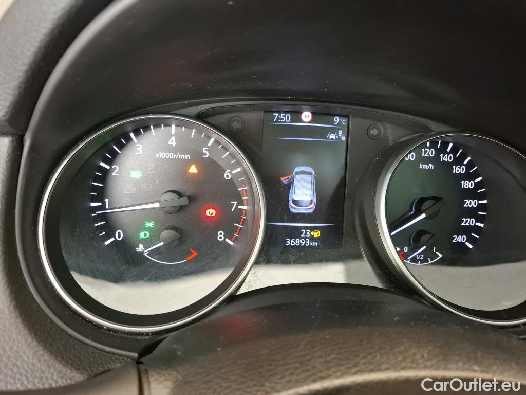  Nissan  Qashqai NISSAN  5p Crossover 1.3 DIG-T 140 Tekna #93