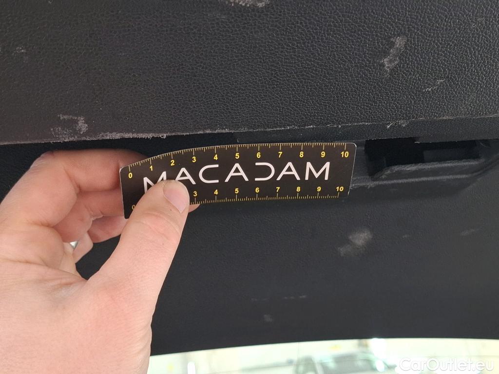  Volkswagen  Golf  VOLKSWAGEN / 2020 / 5P / Berline 2.0 TDI SCR 115 DSG7 Life Busi #26