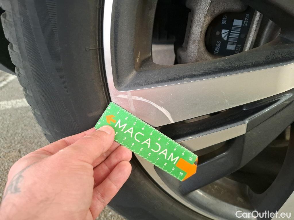  Peugeot  3008  Allure Business 1.5 HDi 130CV BVM6 E6d #100