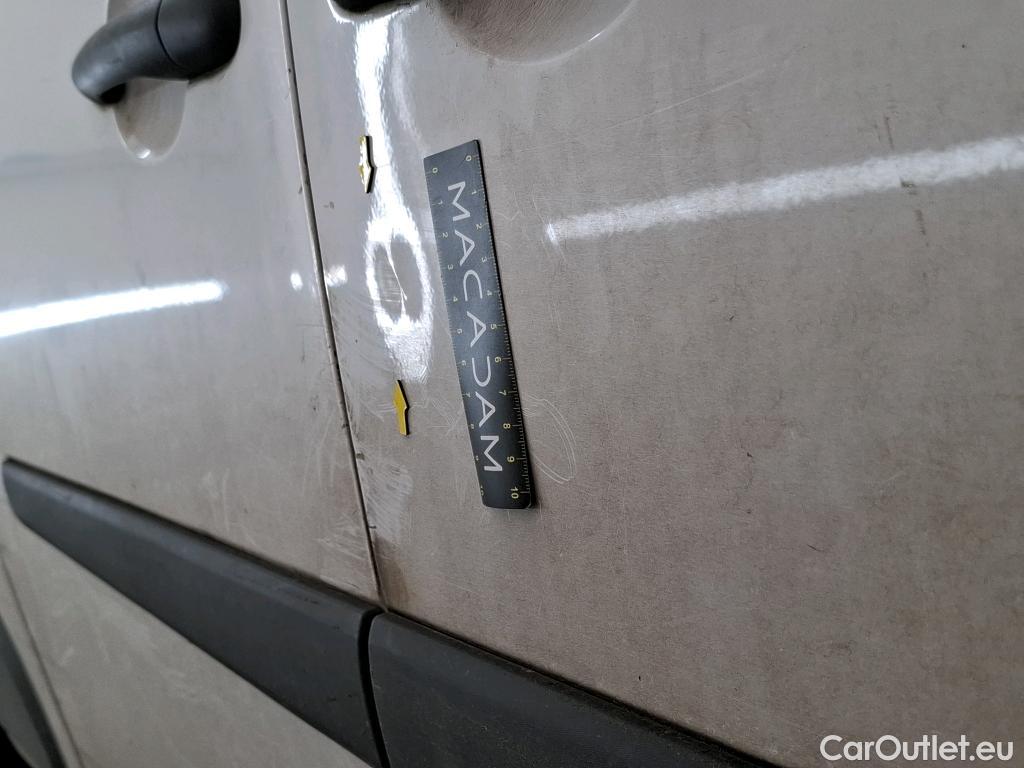  Renault  Kangoo  Express Maxi Extra (Série Spéciale) 1.5 #15